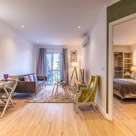 Center Ii フンシャル