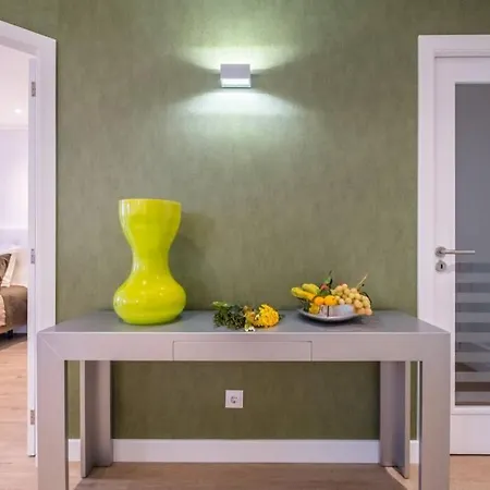 Center Ii フンシャル