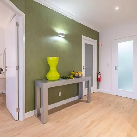 Center Ii * Funchal (Madeira)